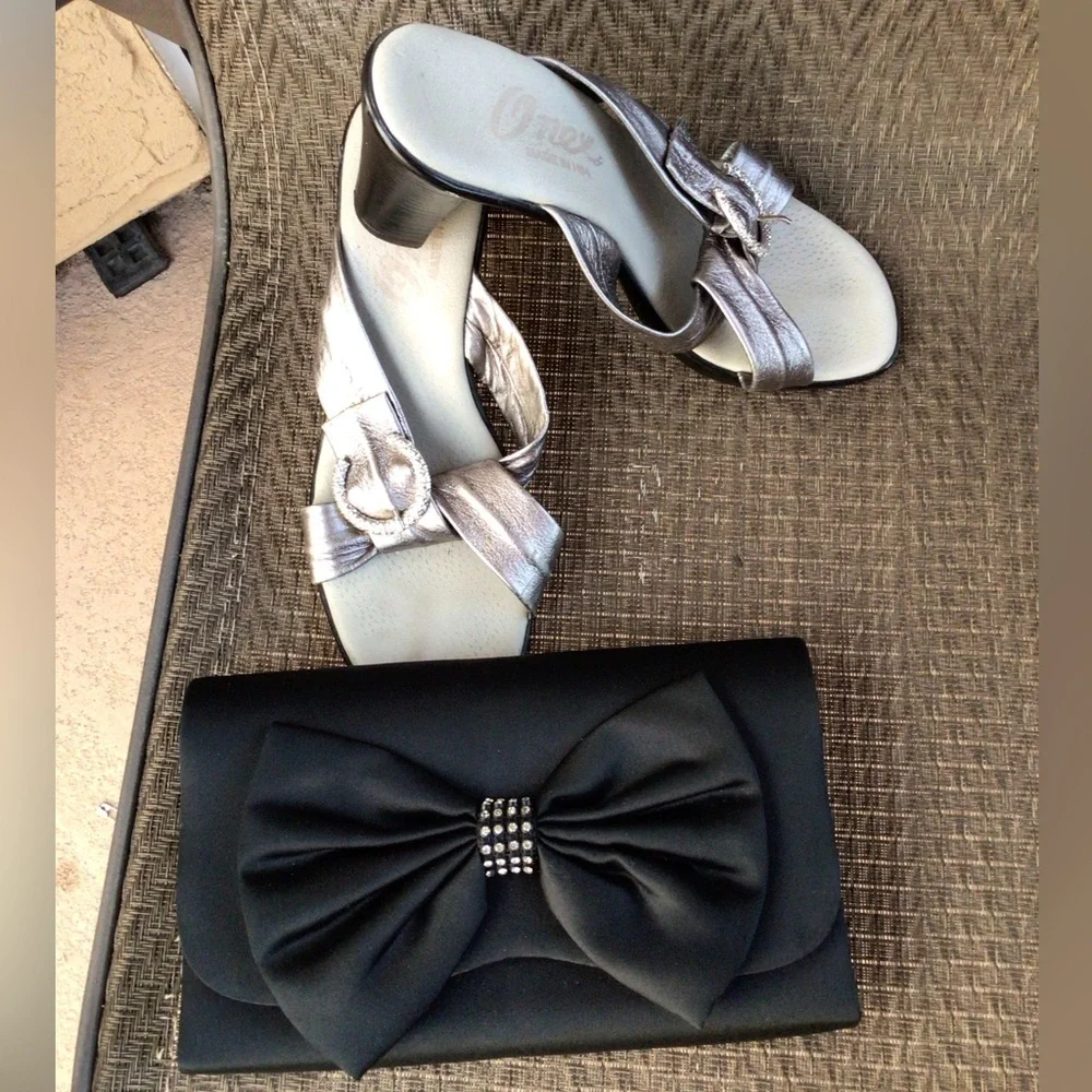 Black Satin Bowed Rhinestone Evening Bag Clutch